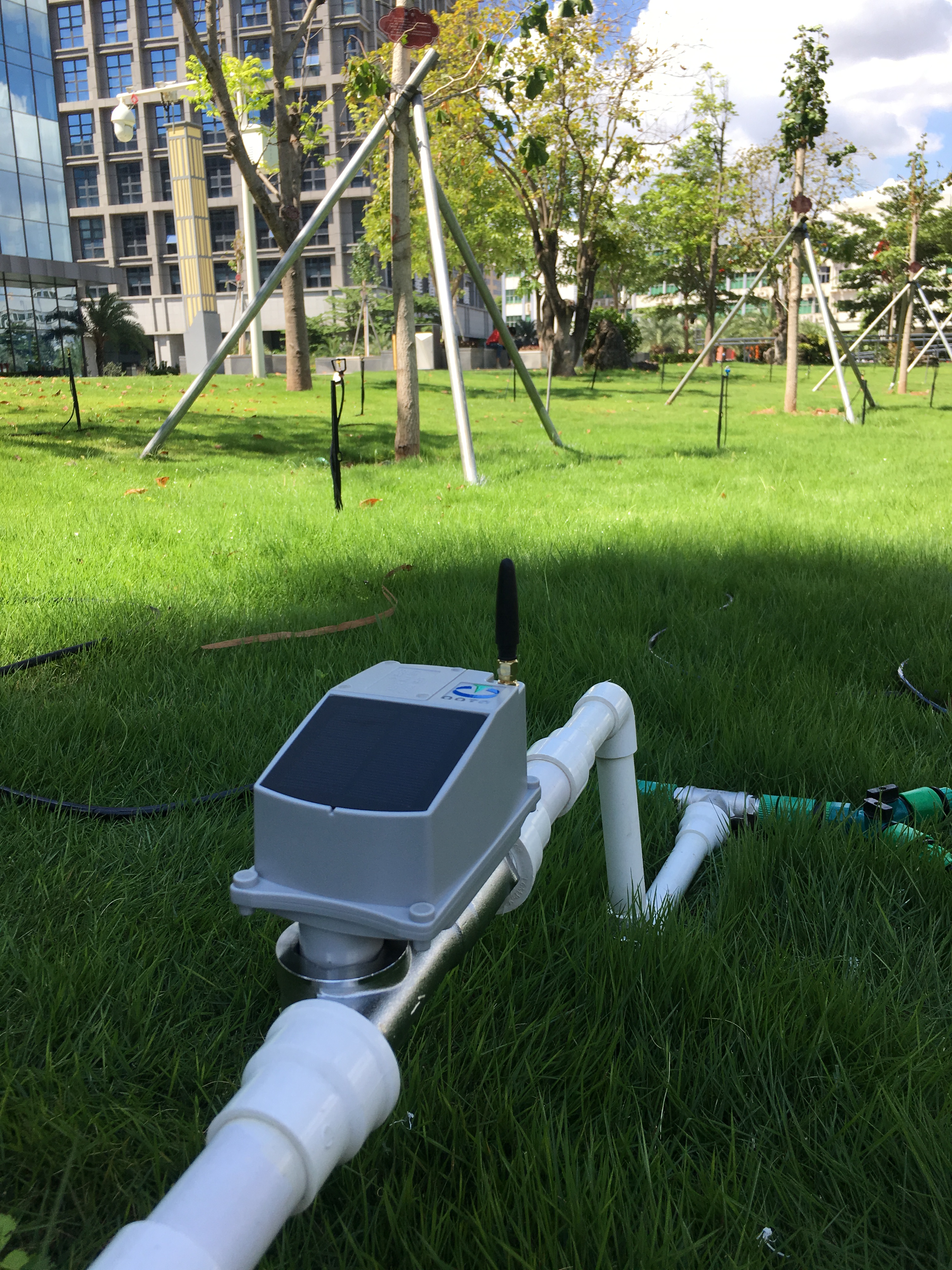 Solar Powered Smart Water Valve with Long Range Wireless Lora-Enabled Sensors